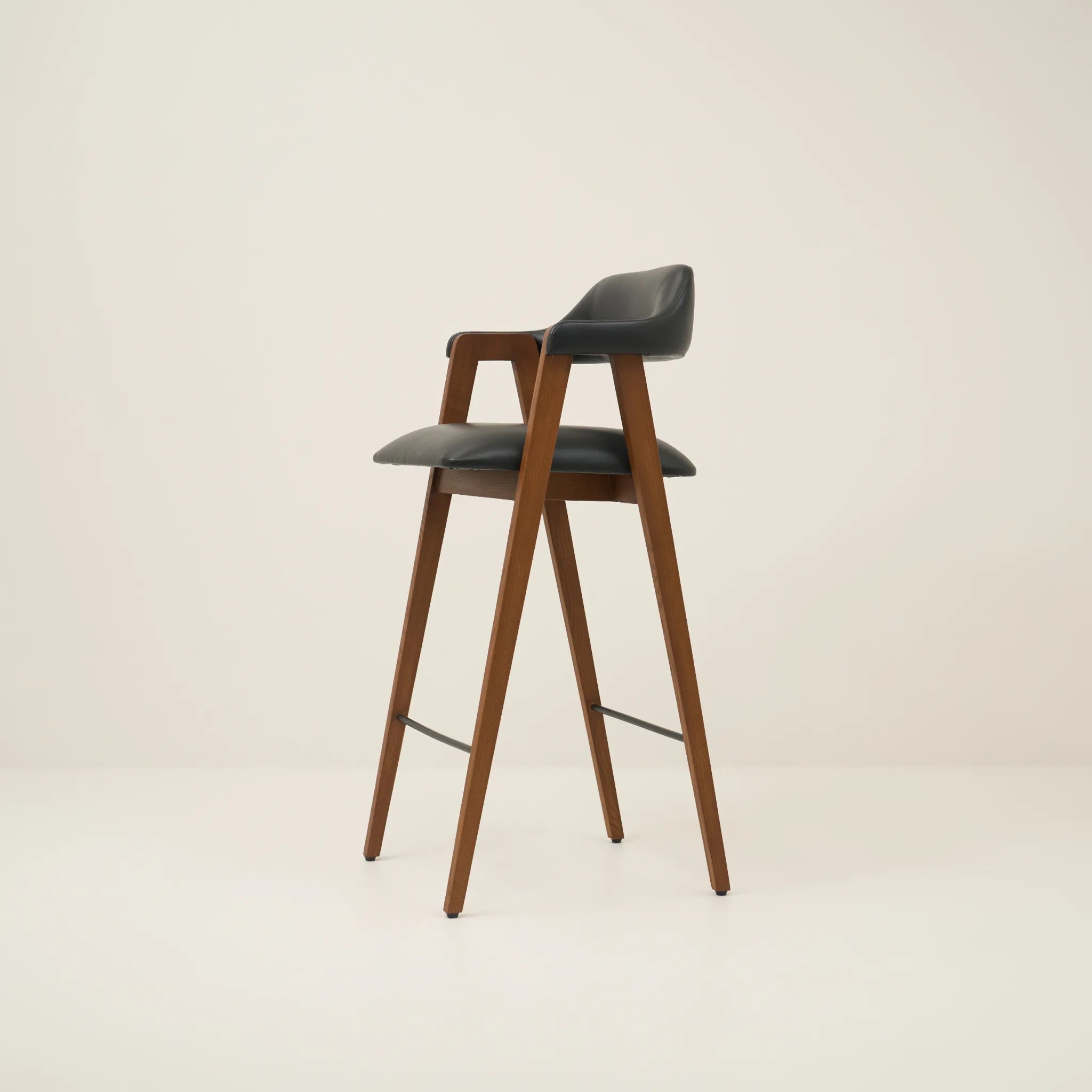 PEGGY BAR STOOL