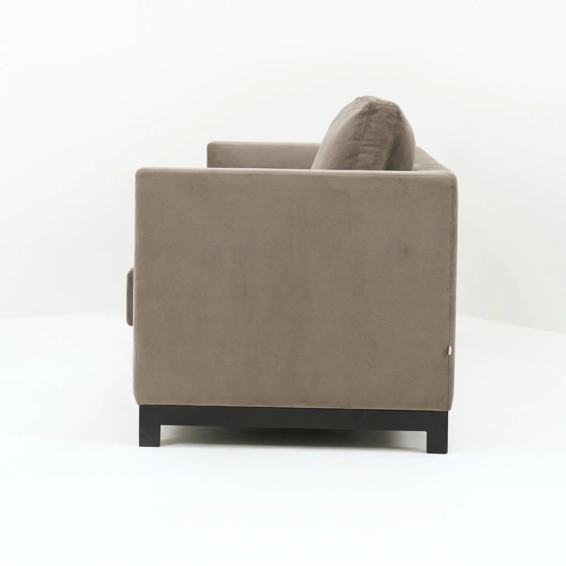 PABLO | 3 SEATER SOFA