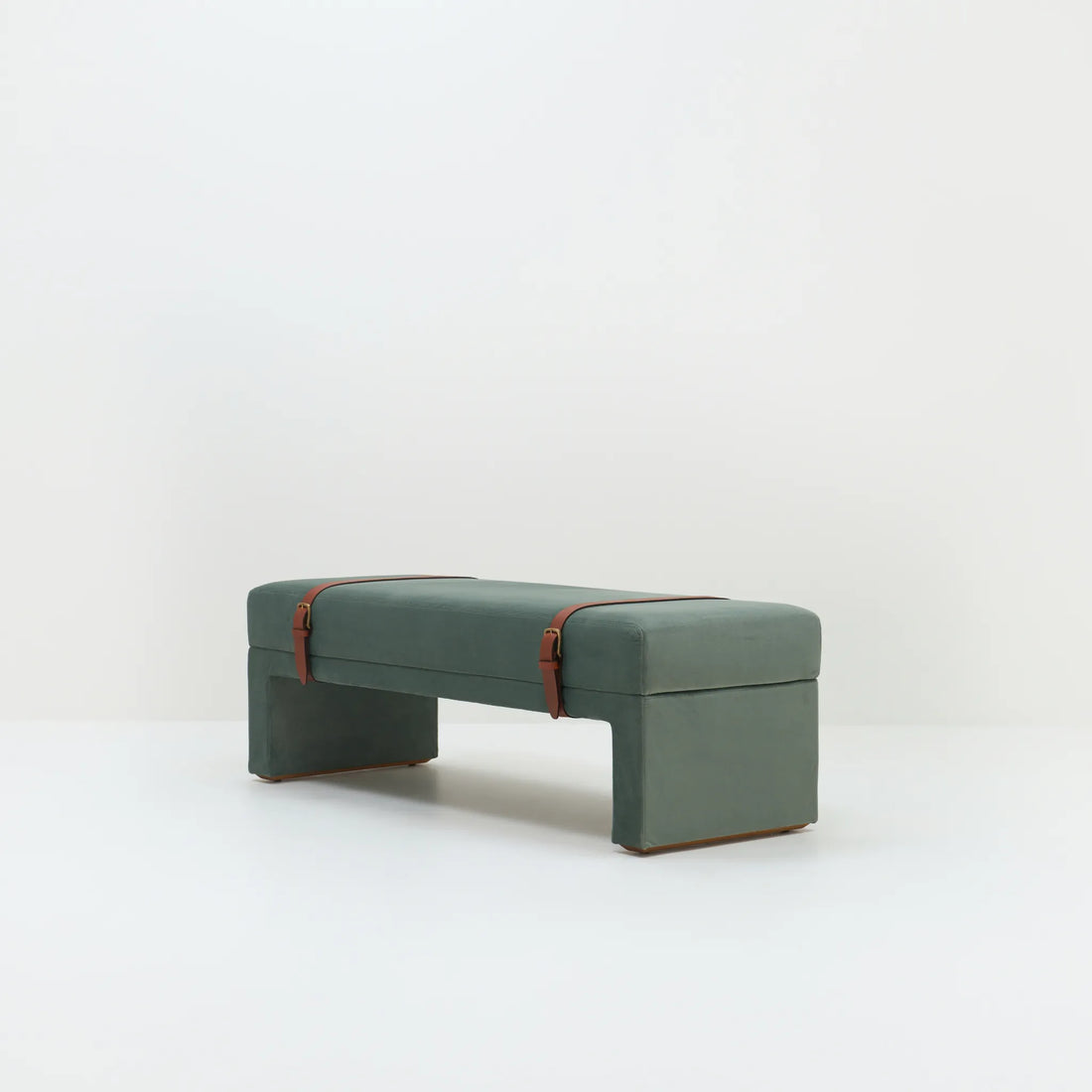 WRAP-TYE OTTOMAN