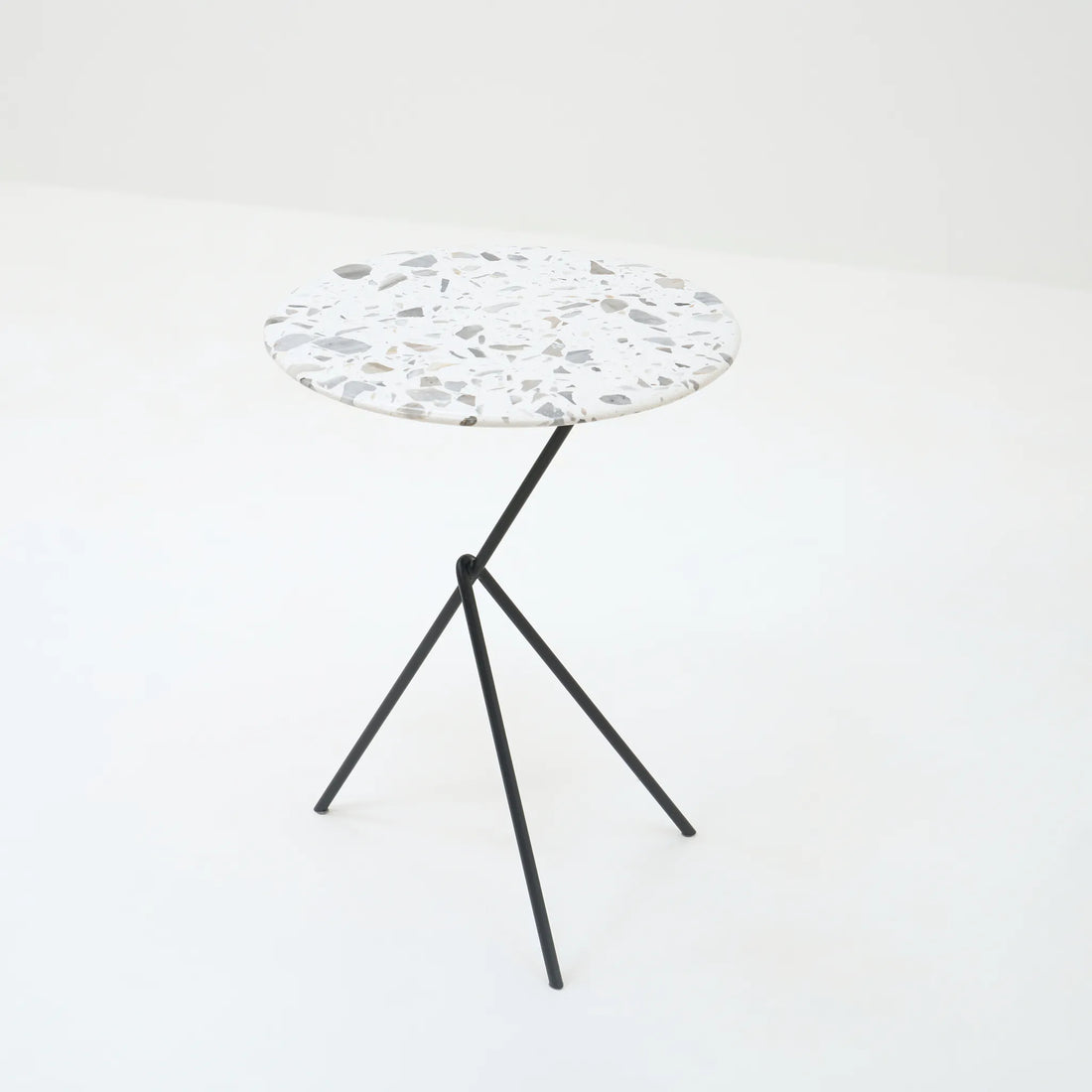 DIANA SIDE TABLE | PRIMO