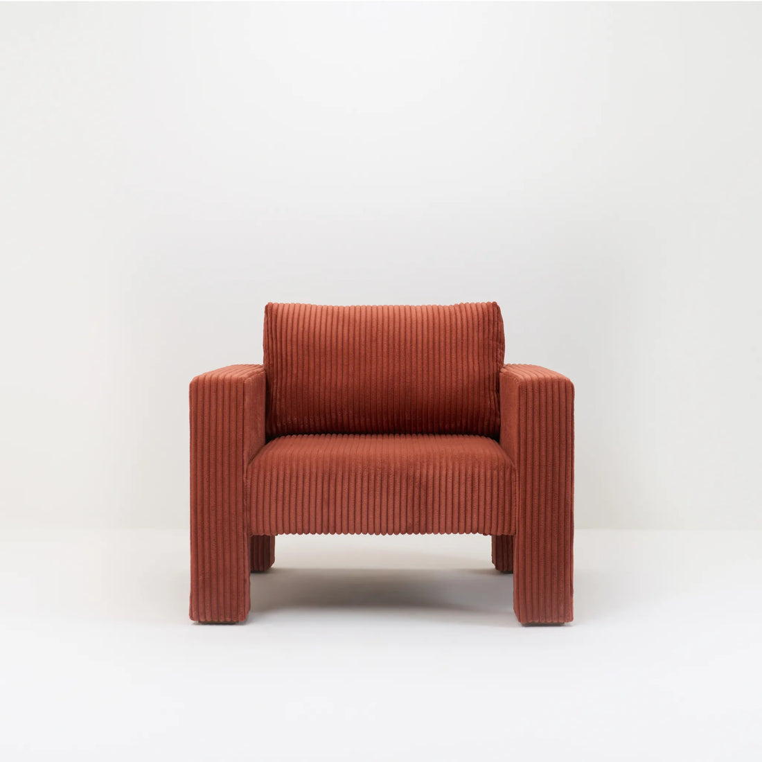 MONO LOUNGE CHAIR