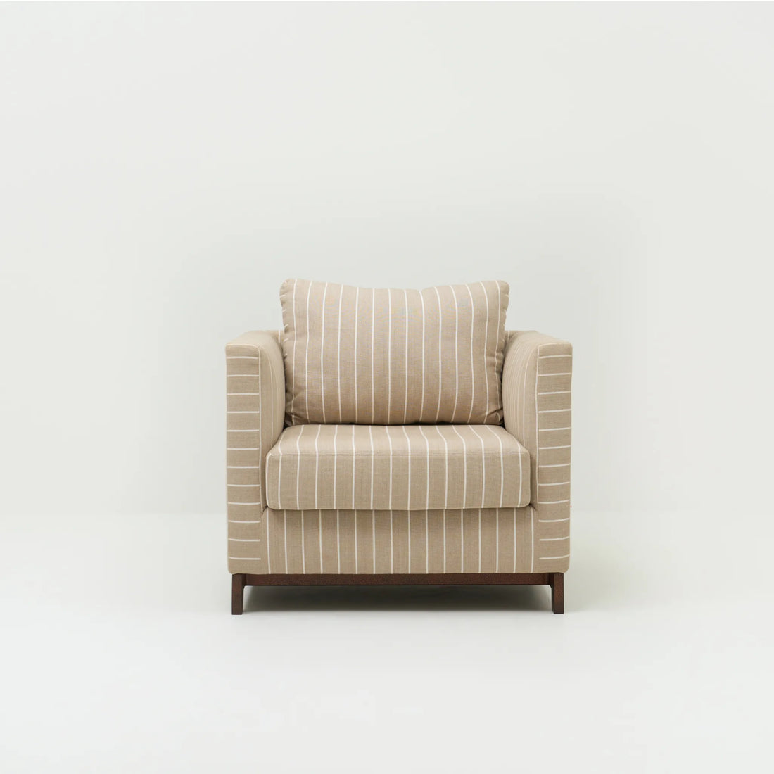 PABLO LOUNGE CHAIR
