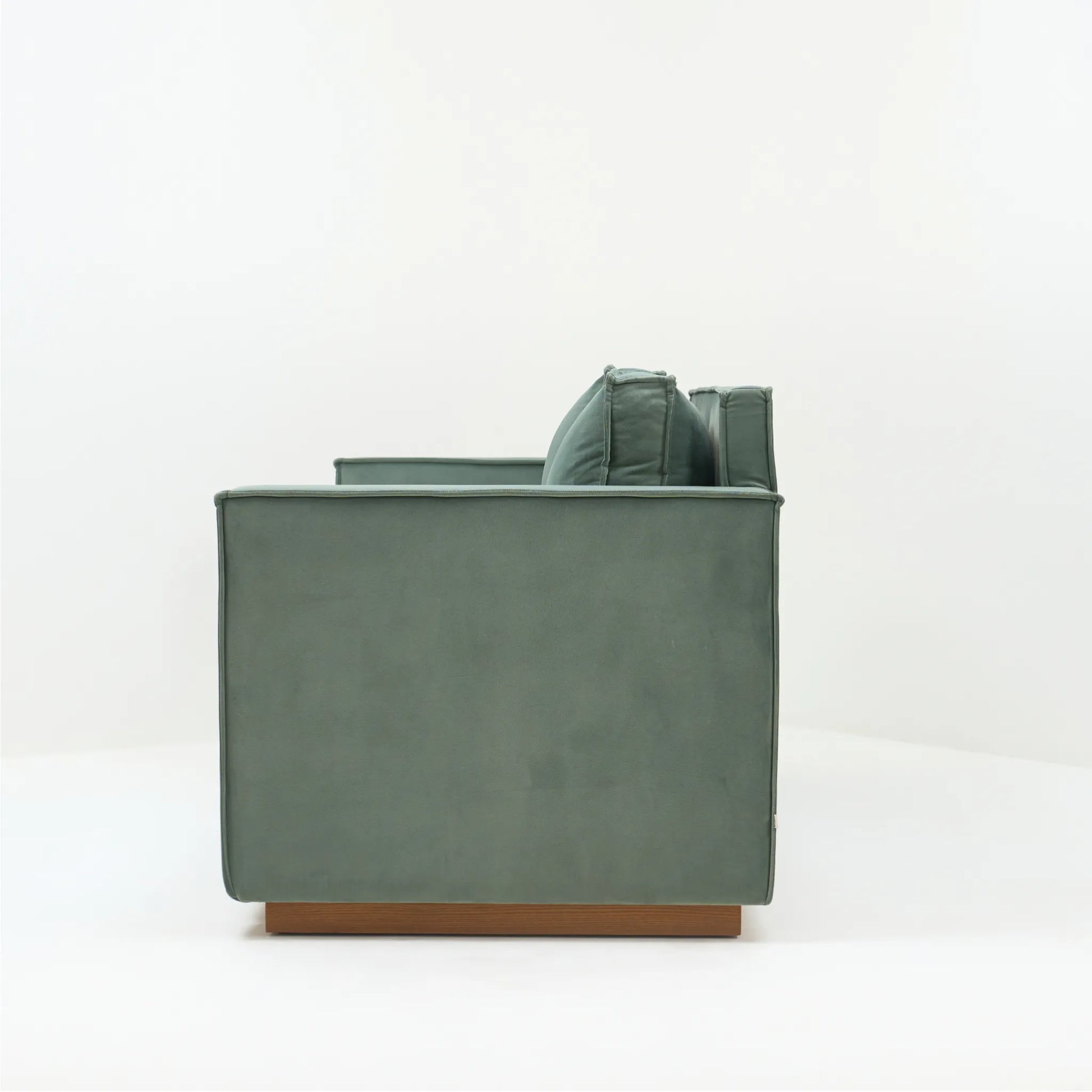 MAXIMO | 3 SEATER SOFA