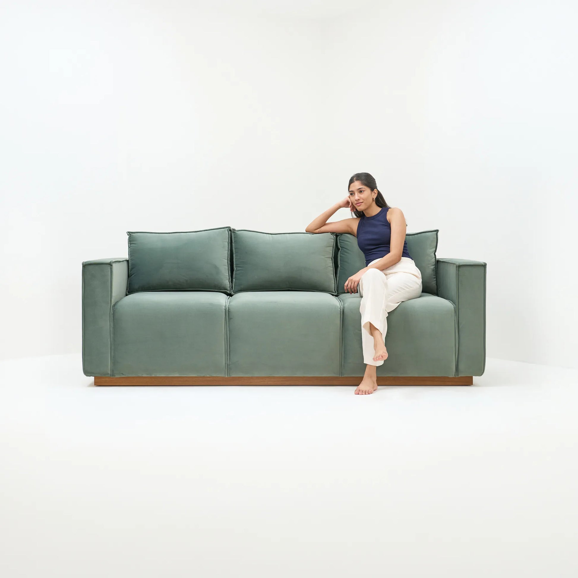 MAXIMO | 3 SEATER SOFA