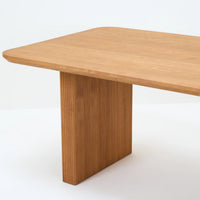 STARK DINING TABLE