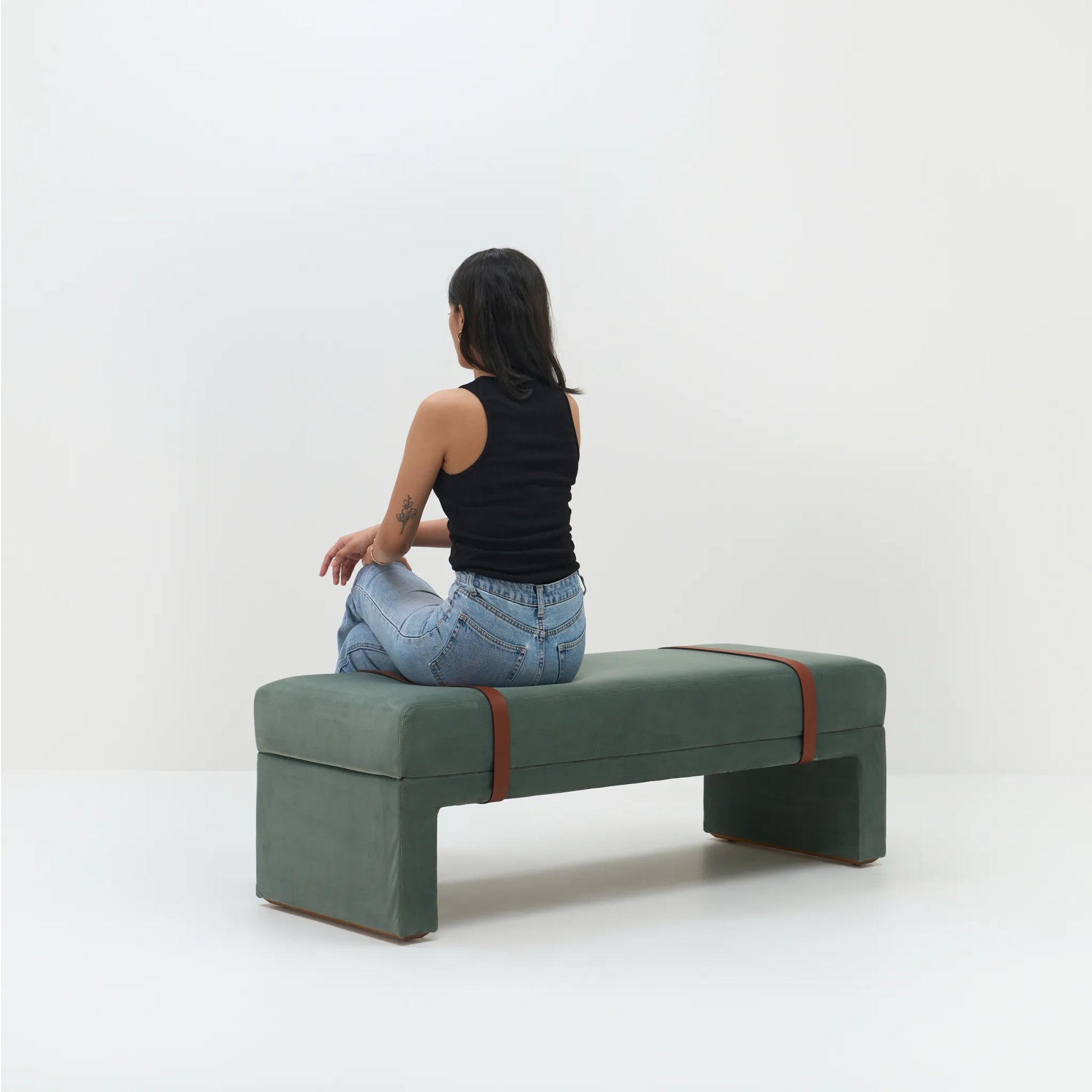 WRAP-TYE OTTOMAN