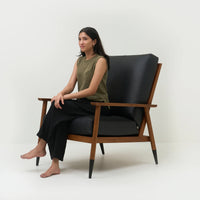 BAWA LOUNGE CHAIR