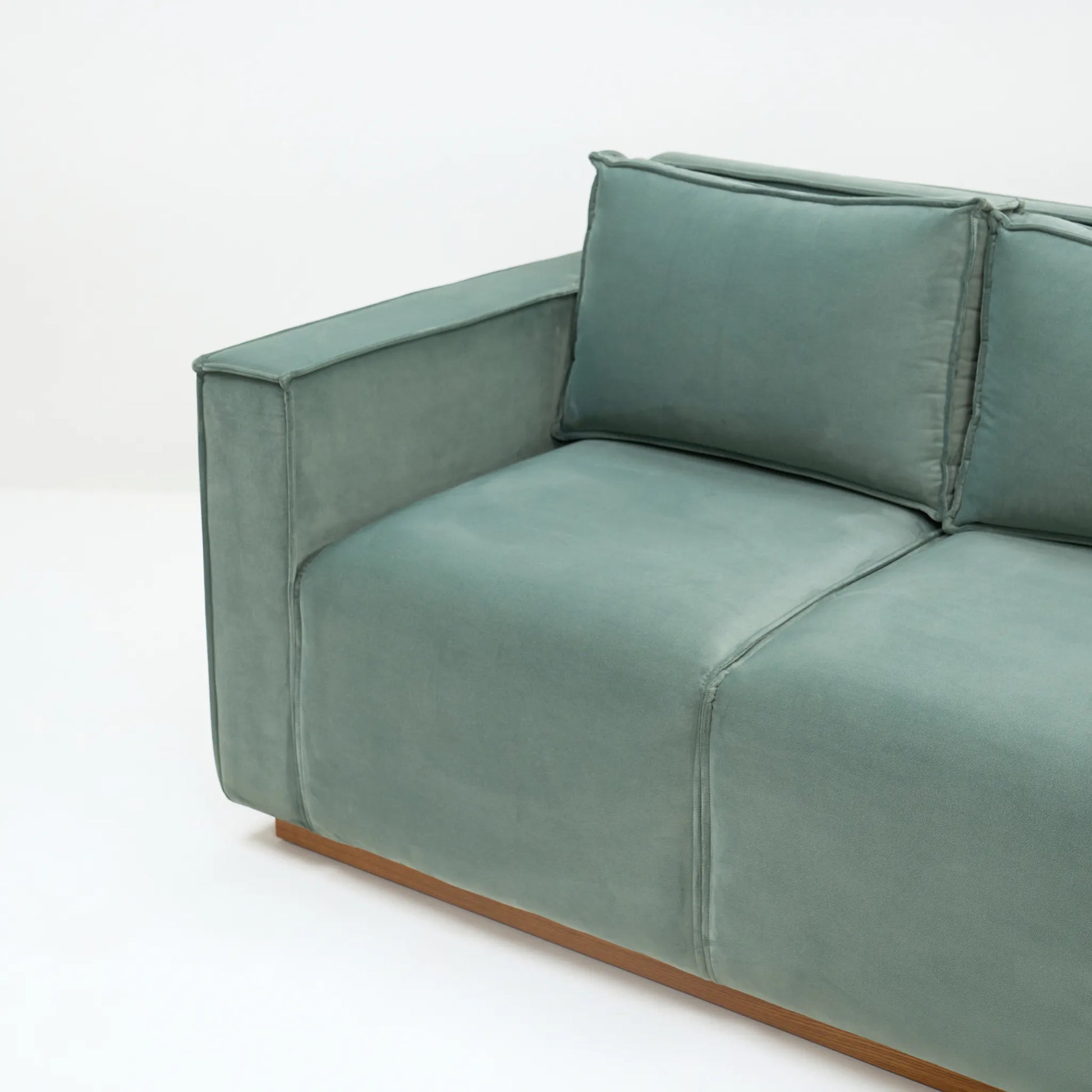 MAXIMO | 3 SEATER SOFA