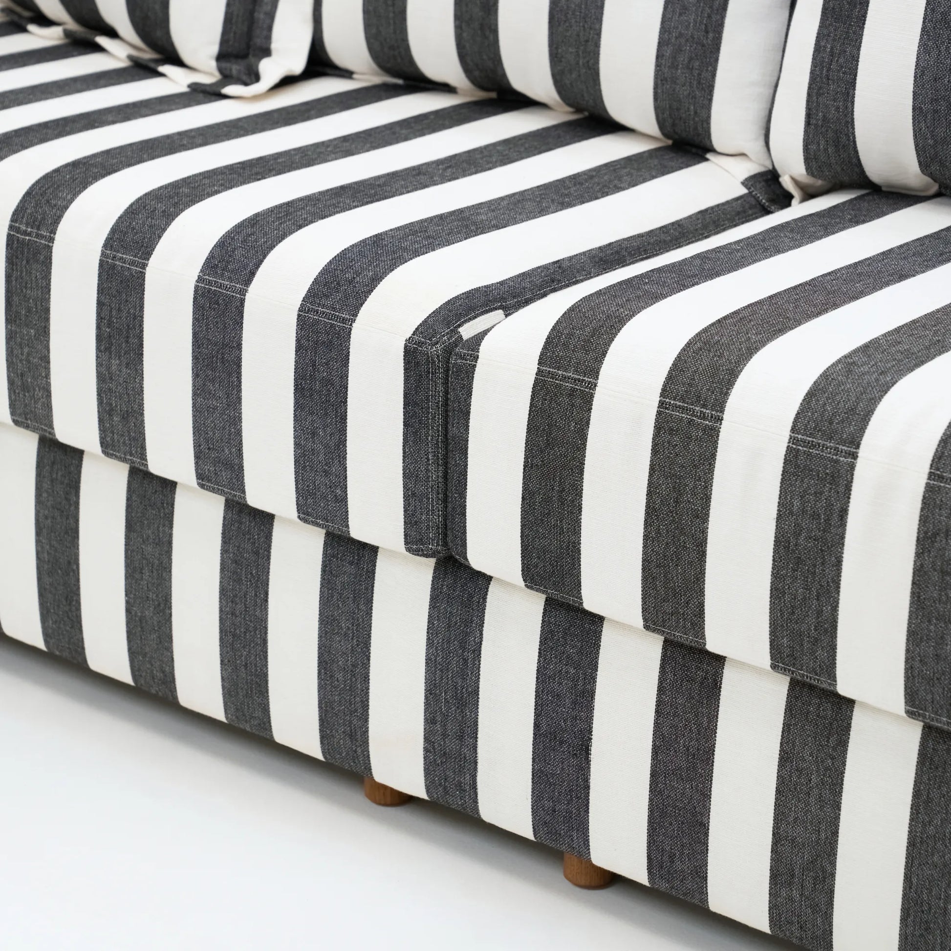 PORTIA | 4 SEATER SOFA