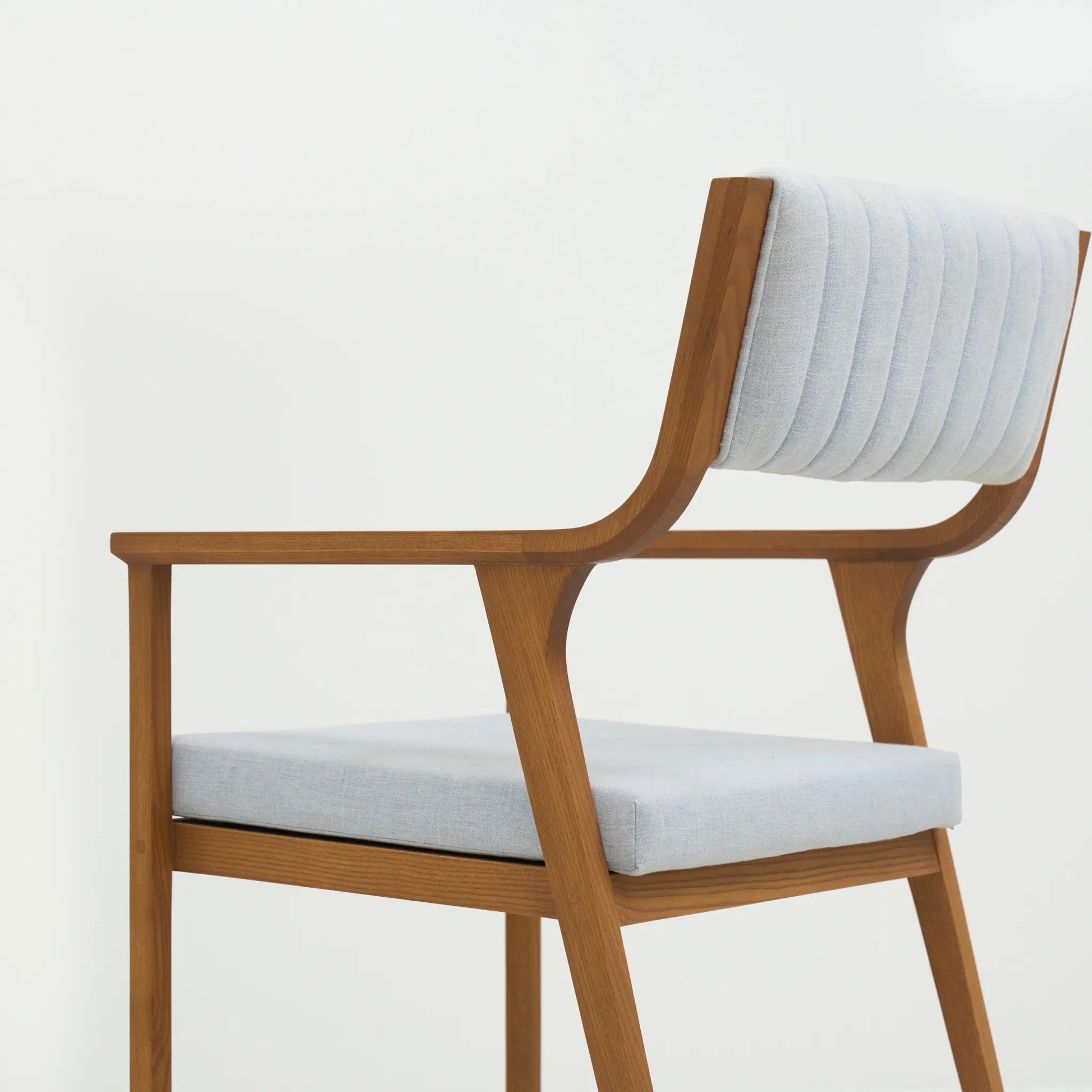 MIDAS CHAIR