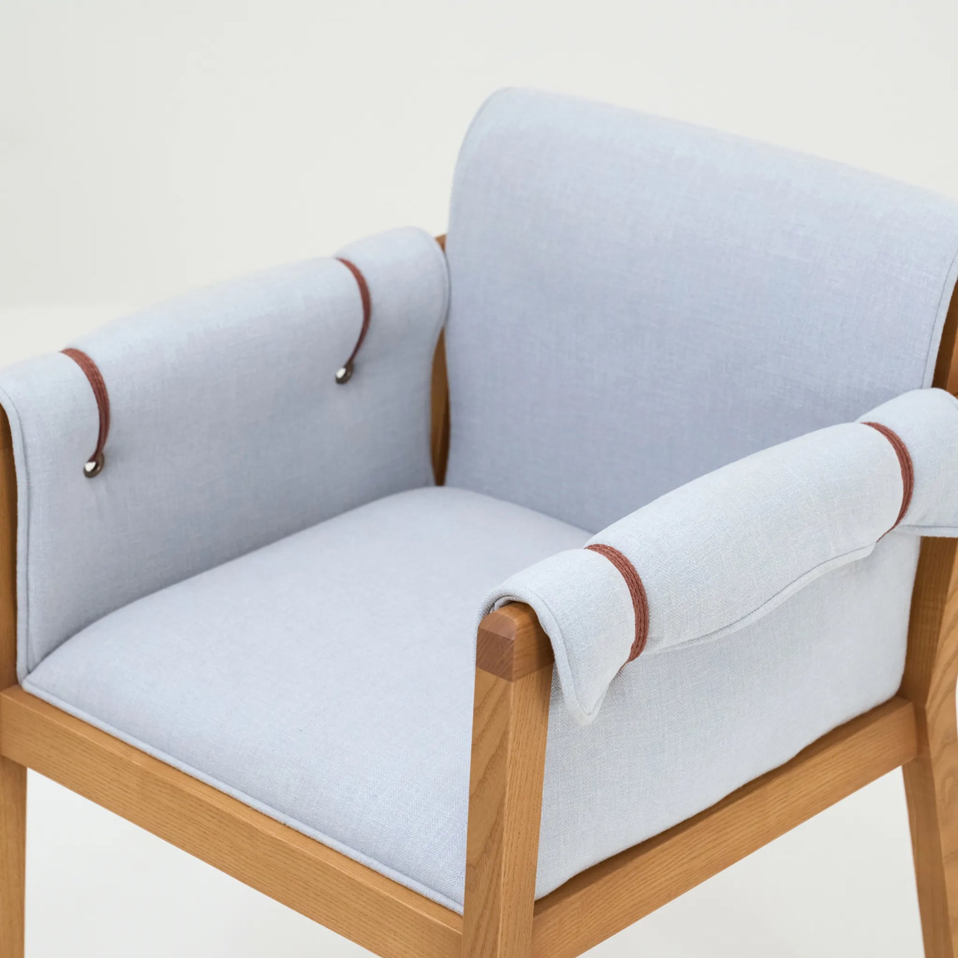 LASSO CHAIR