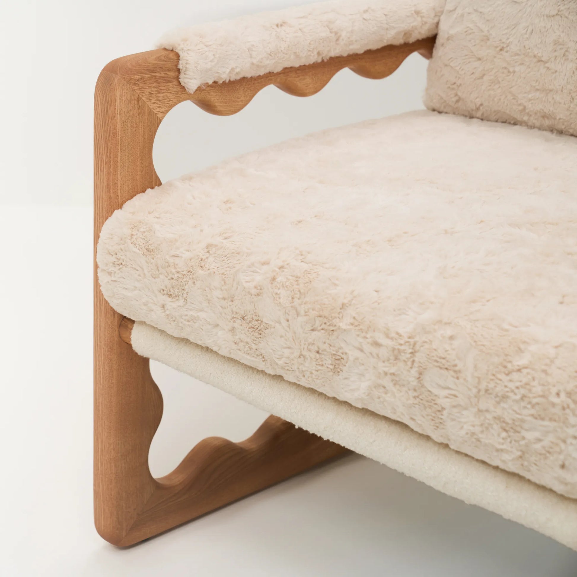 BISCOFF LOUNGE CHAIR