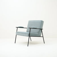 ZEPLIN LOUNGE CHAIR