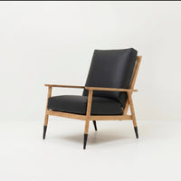 BAWA LOUNGE CHAIR