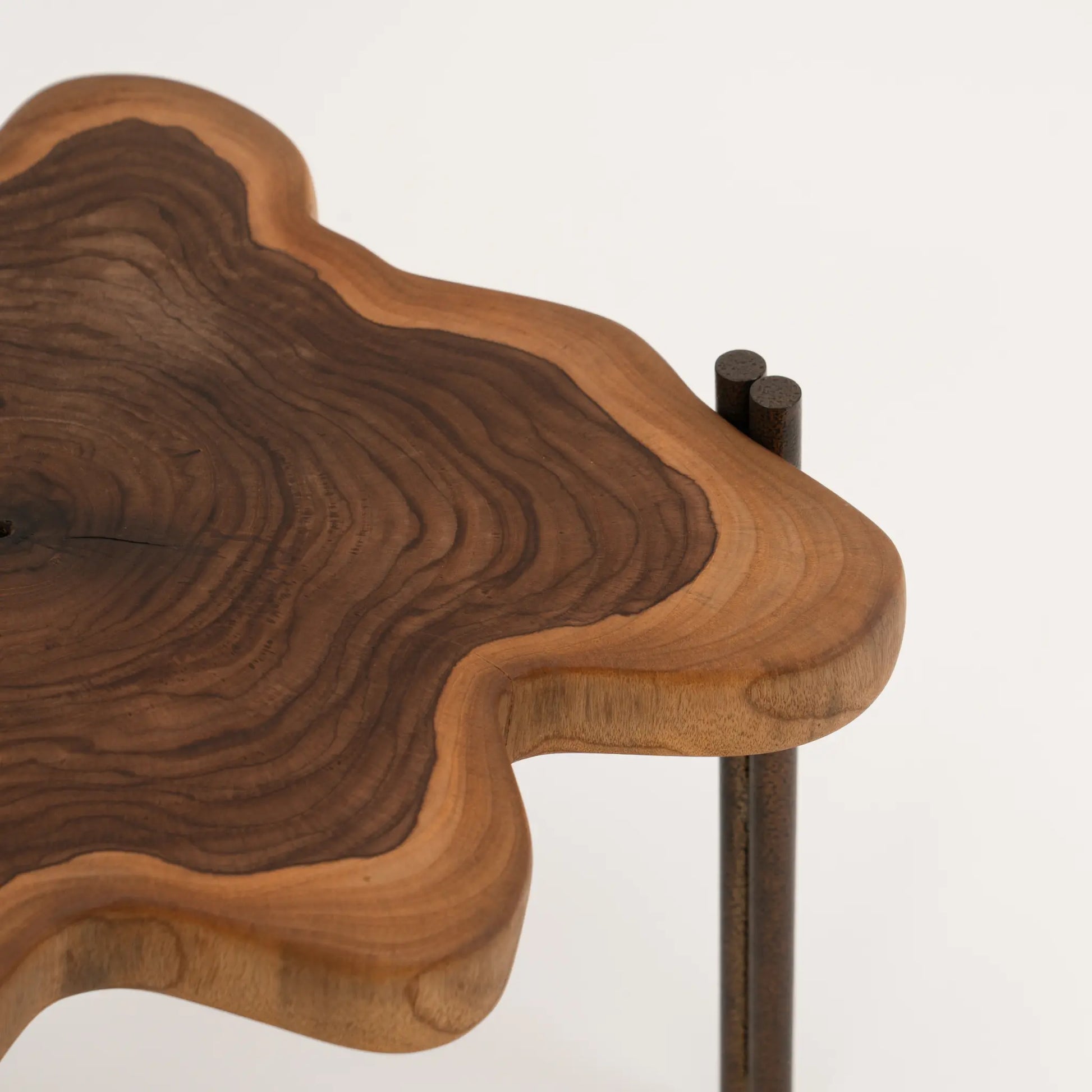 BOGOTA SIDE TABLE | PRIMO