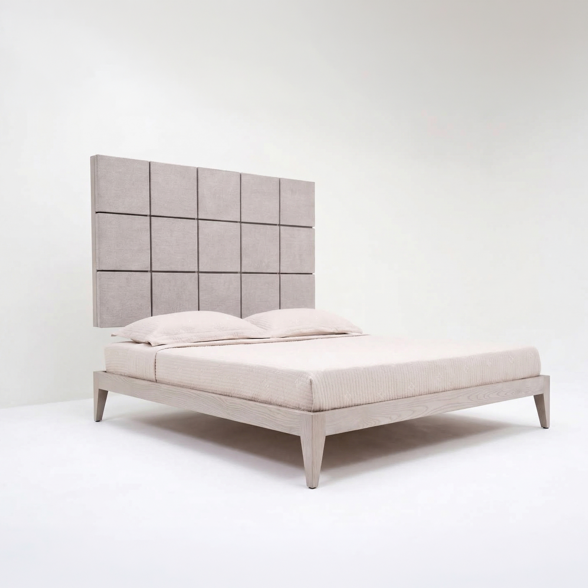 CHESTER BED | QUEEN