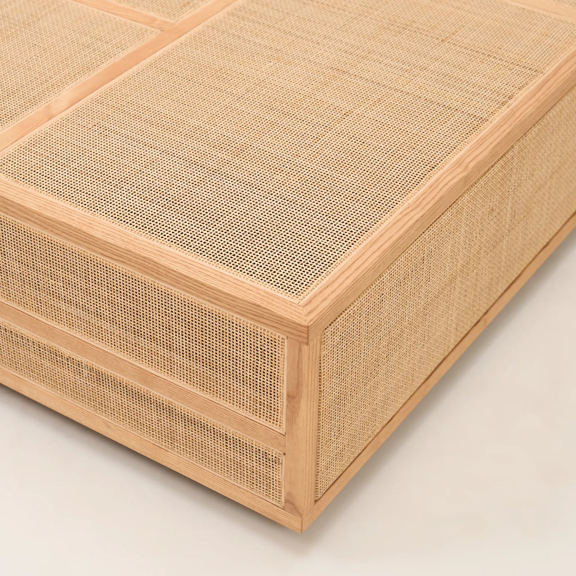 DORSET COFFEE TABLE