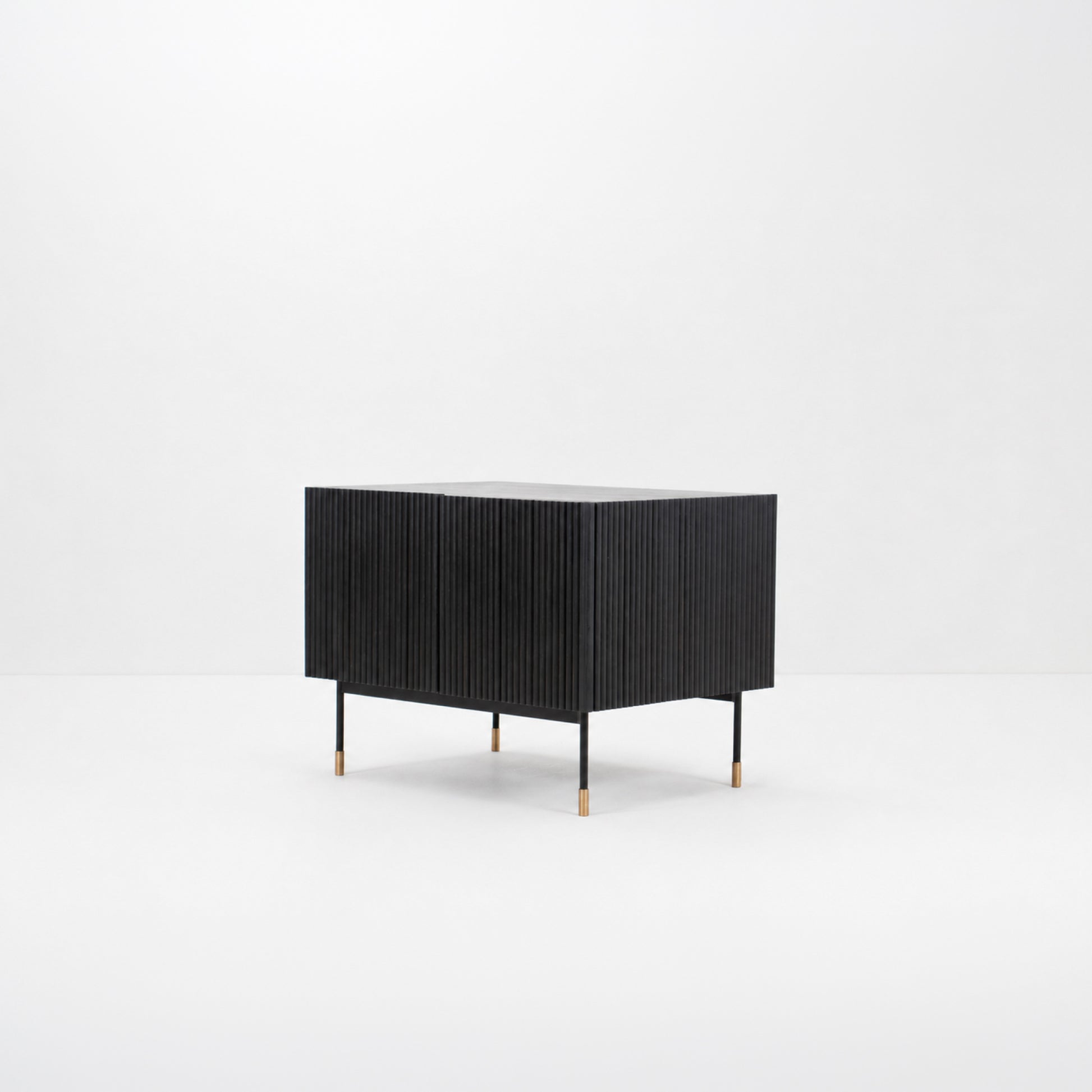 FORTE SIDE TABLE