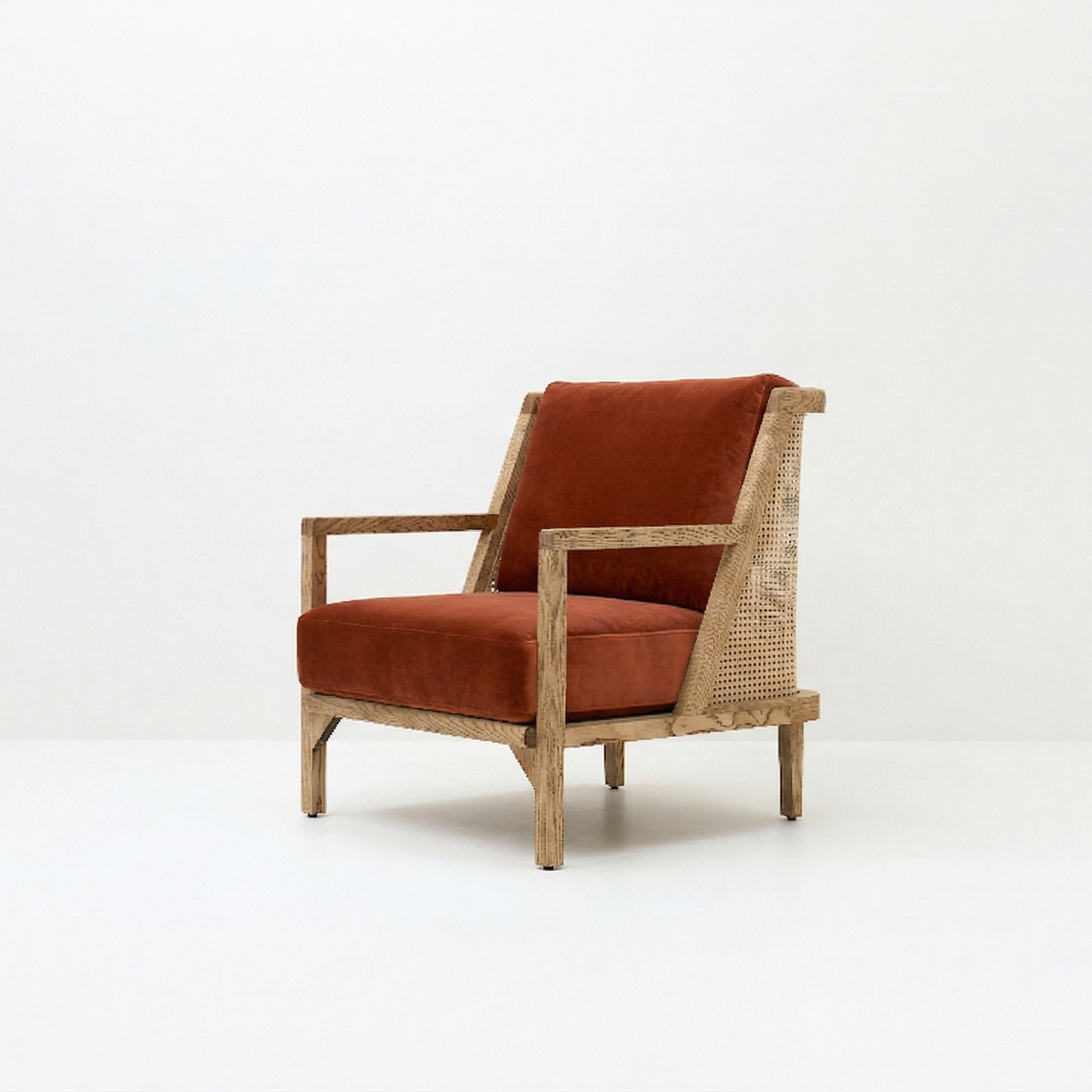 LIMA LOUNGE CHAIR