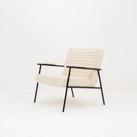 ZEPLIN LOUNGE CHAIR