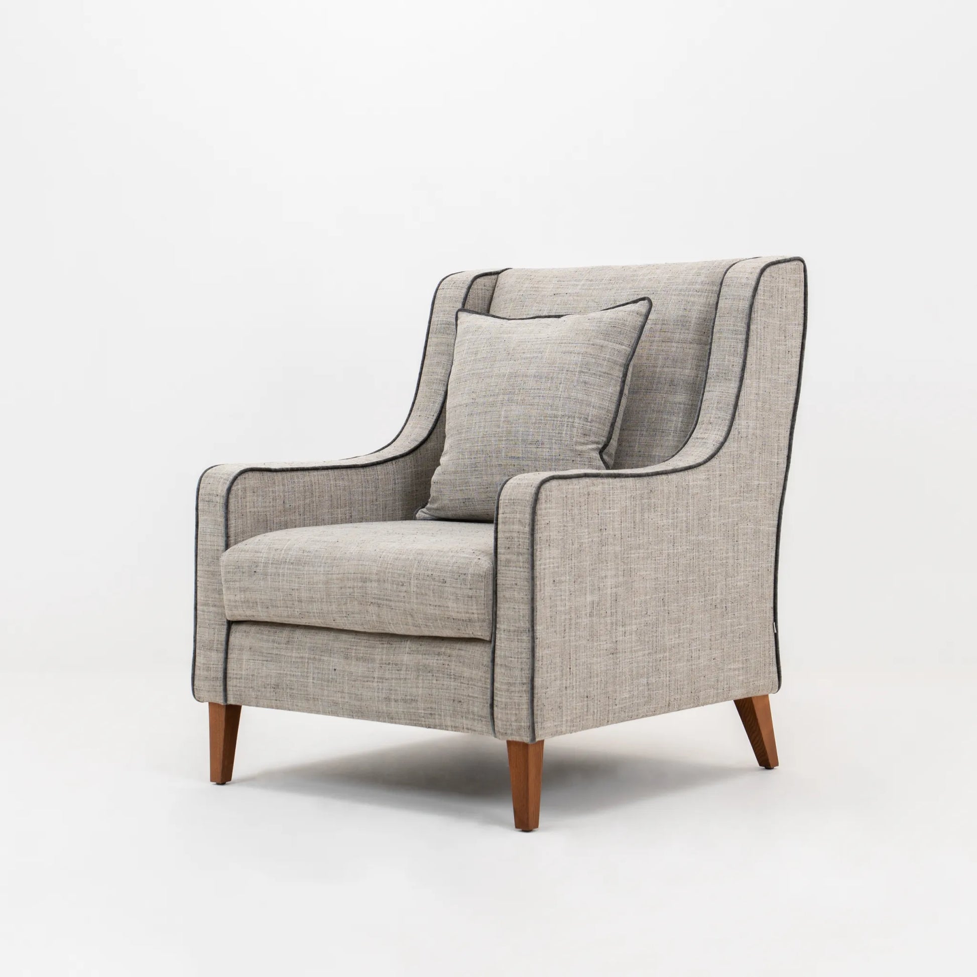 TEA LOUNGE CHAIR