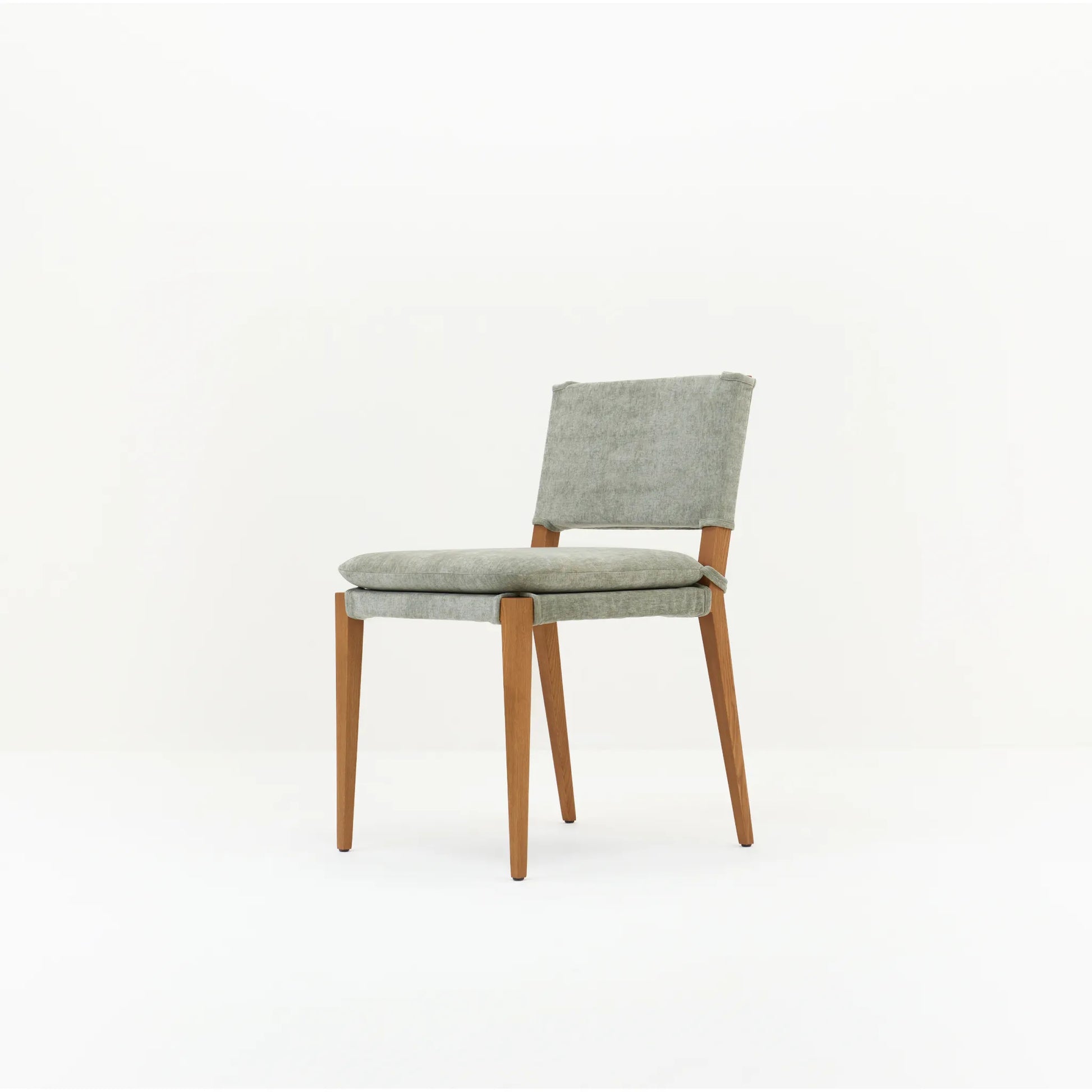 YANA CHAIR