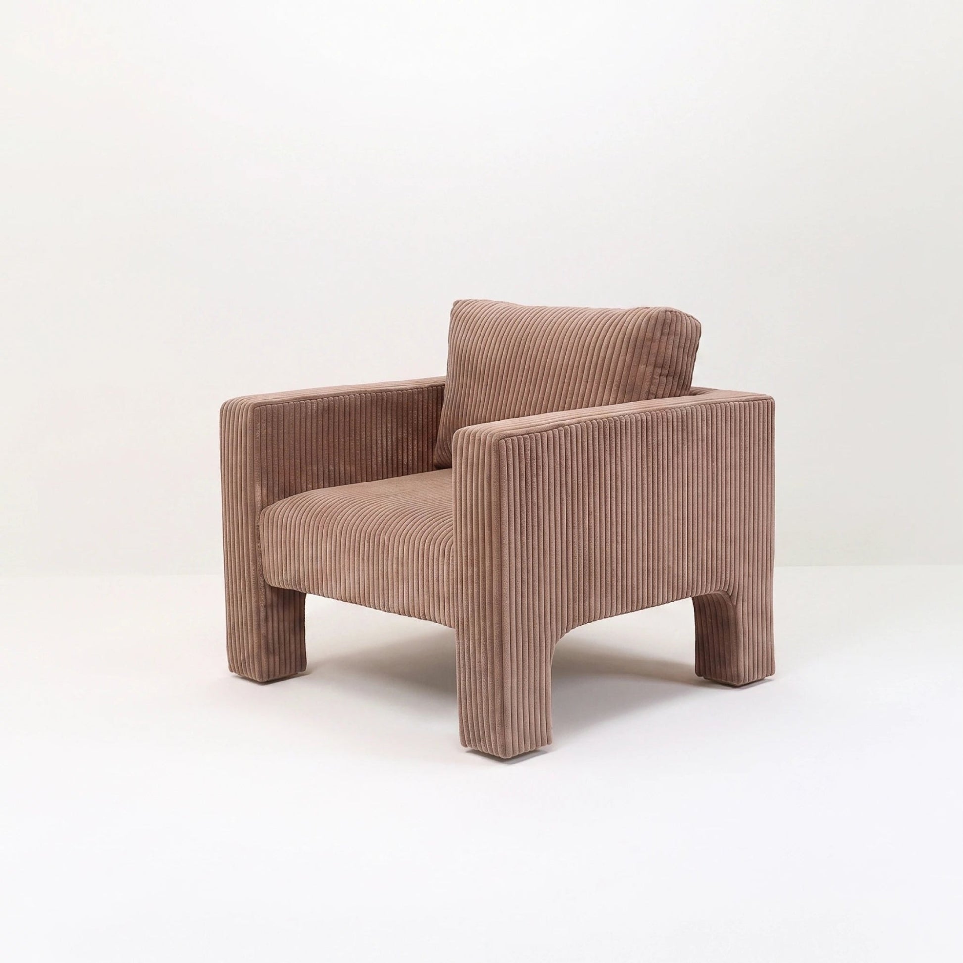 MONO LOUNGE CHAIR