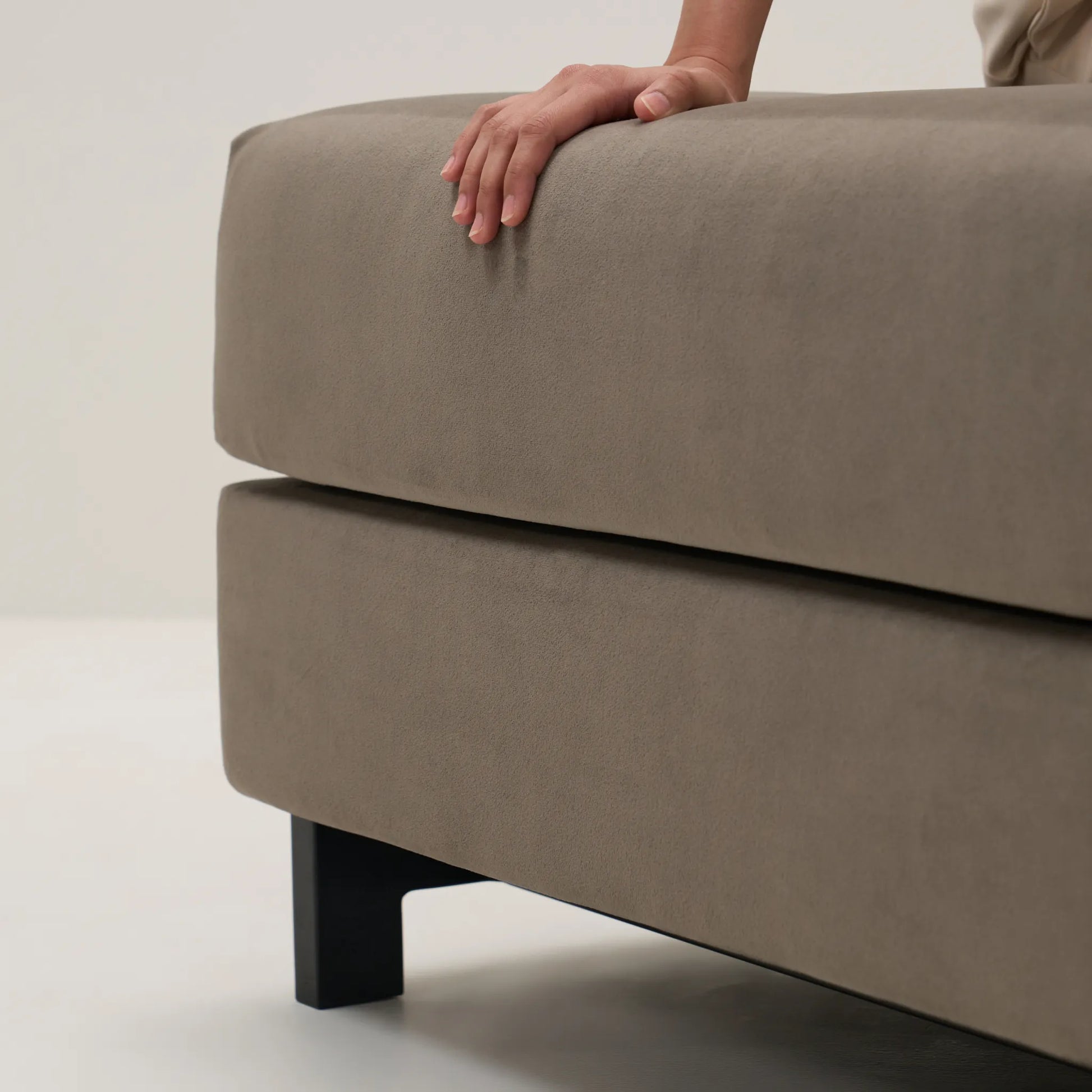 PABLO FOOTSTOOL