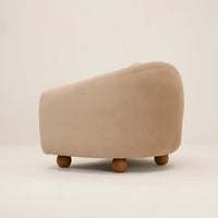 PEBBLE LOUNGE CHAIR