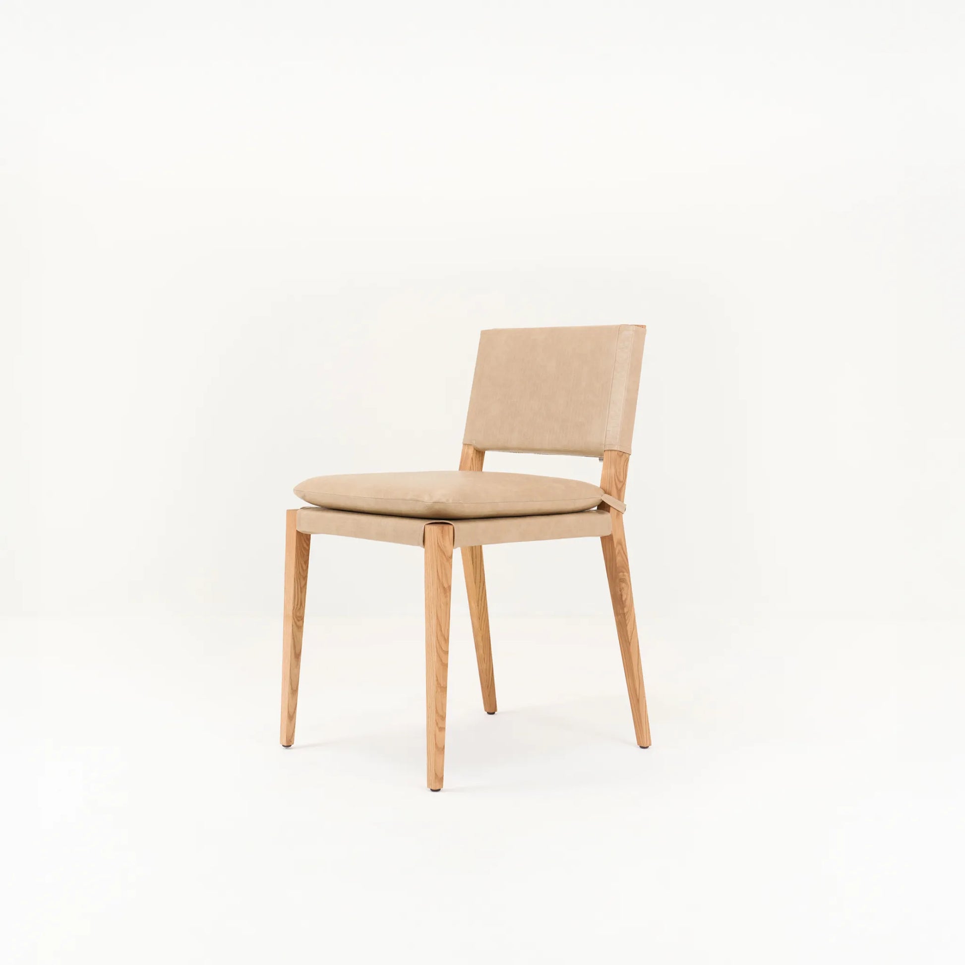 YANA CHAIR