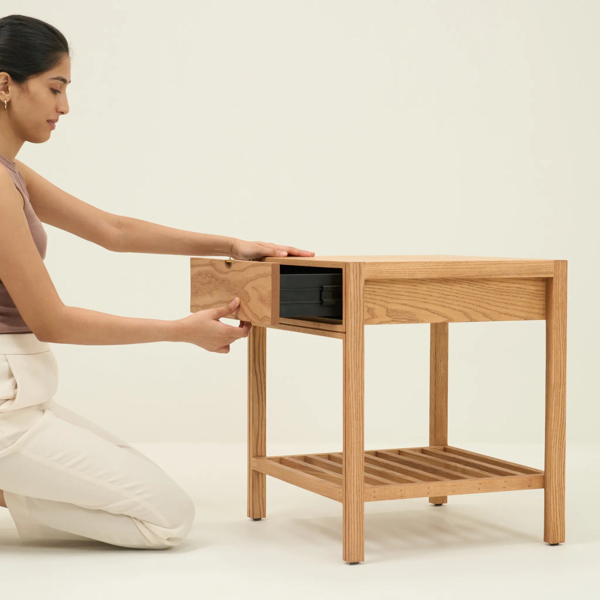 ROMA SIDE TABLE