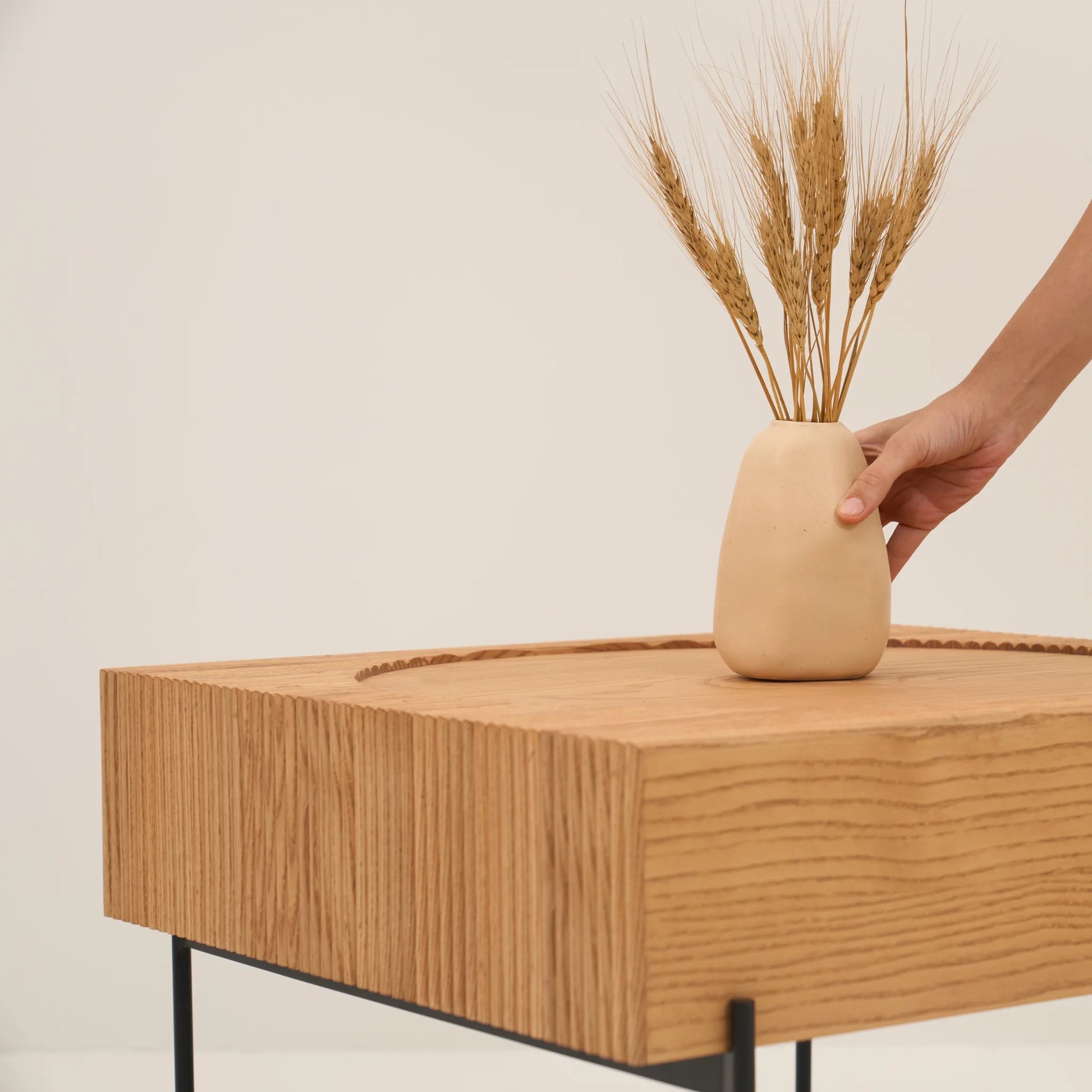 TREBLE COFFEE TABLE