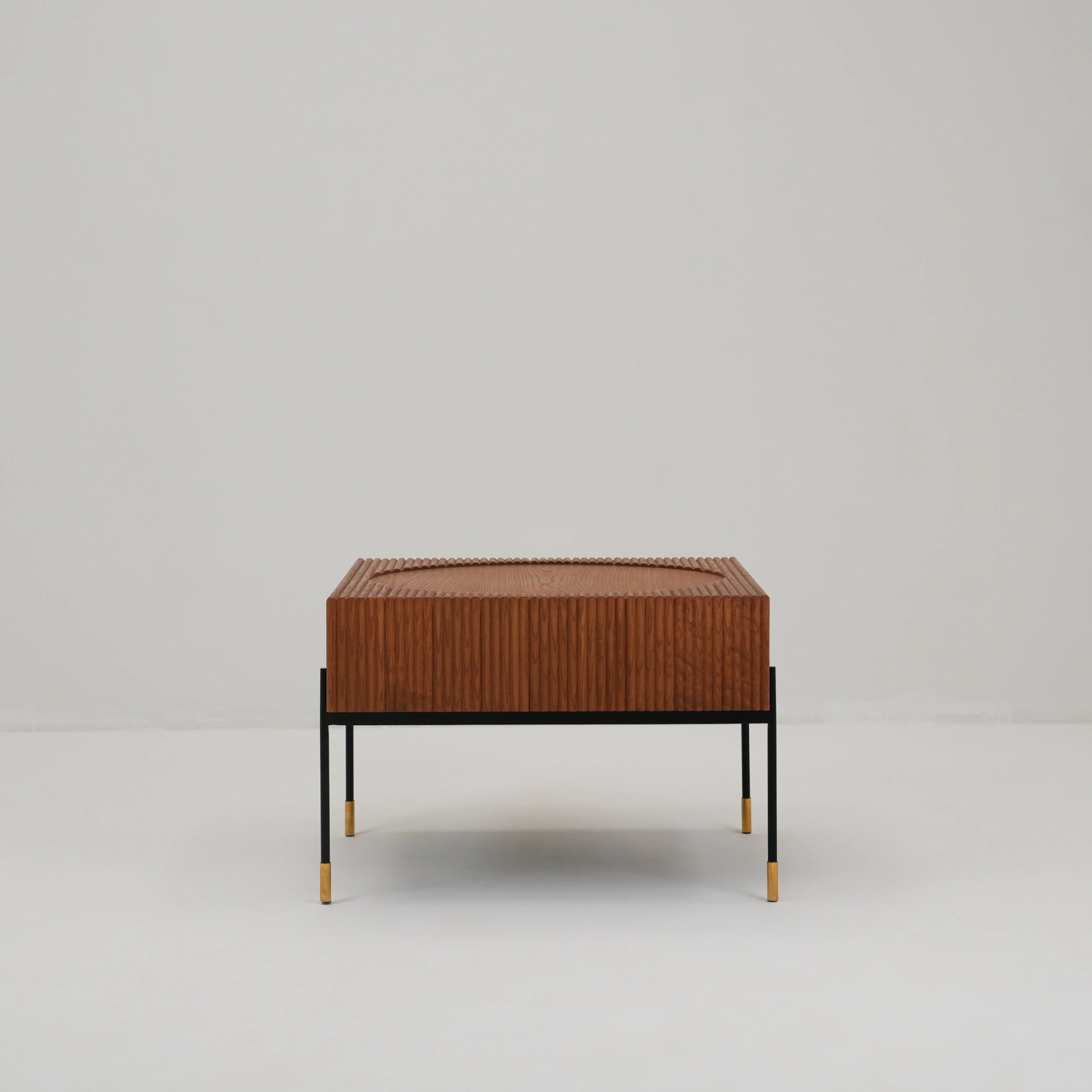 TREBLE COFFEE TABLE