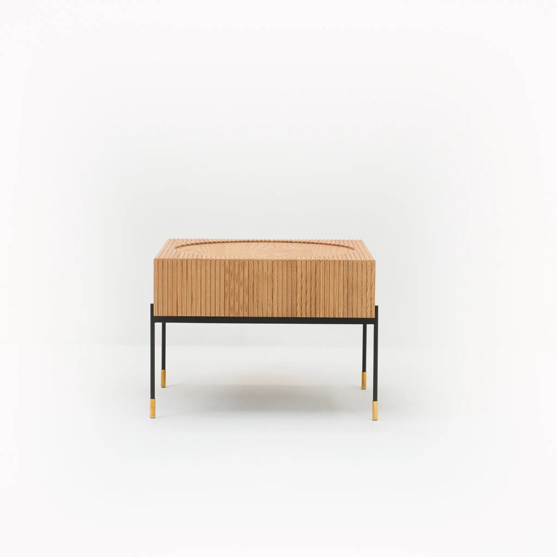 TREBLE COFFEE TABLE