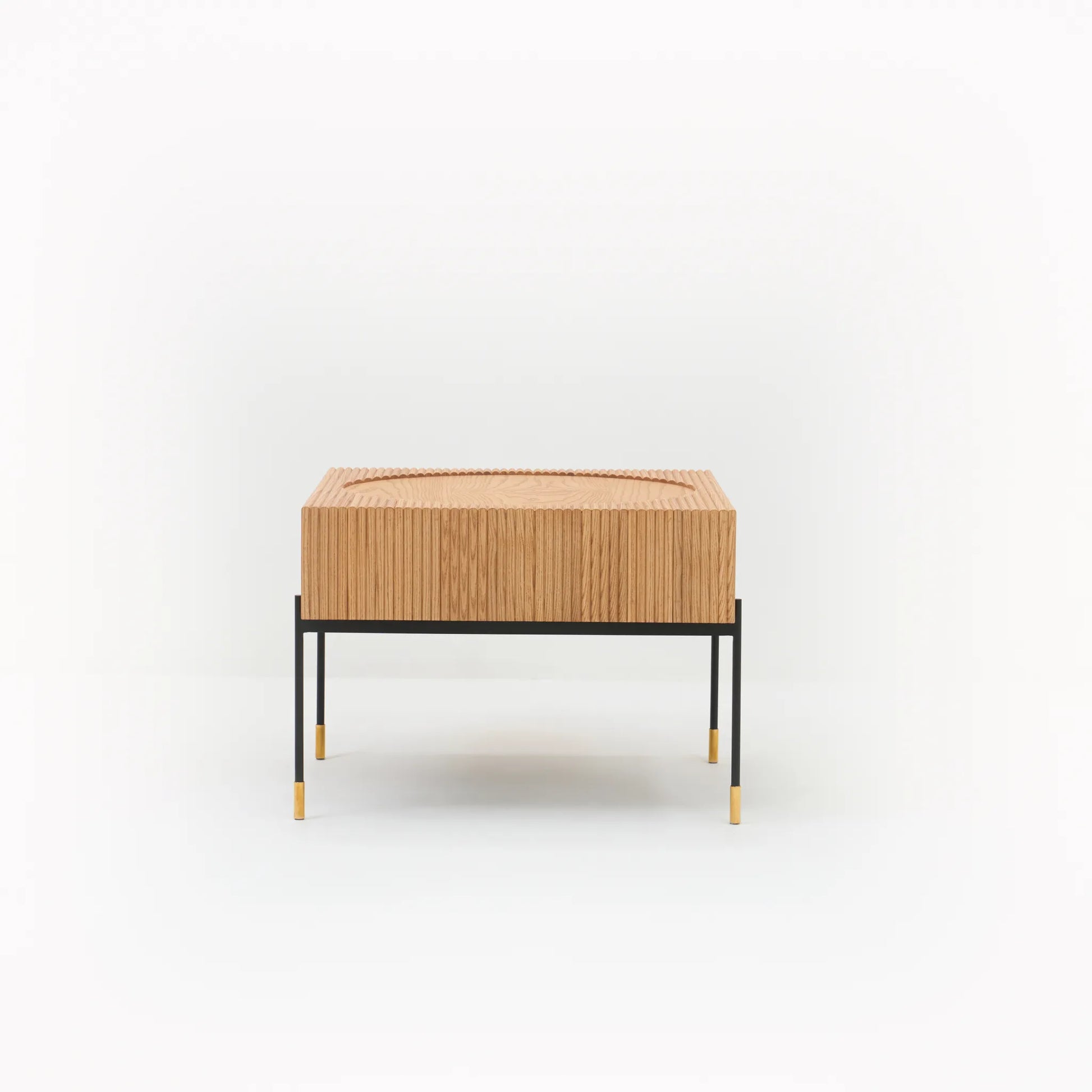 TREBLE COFFEE TABLE