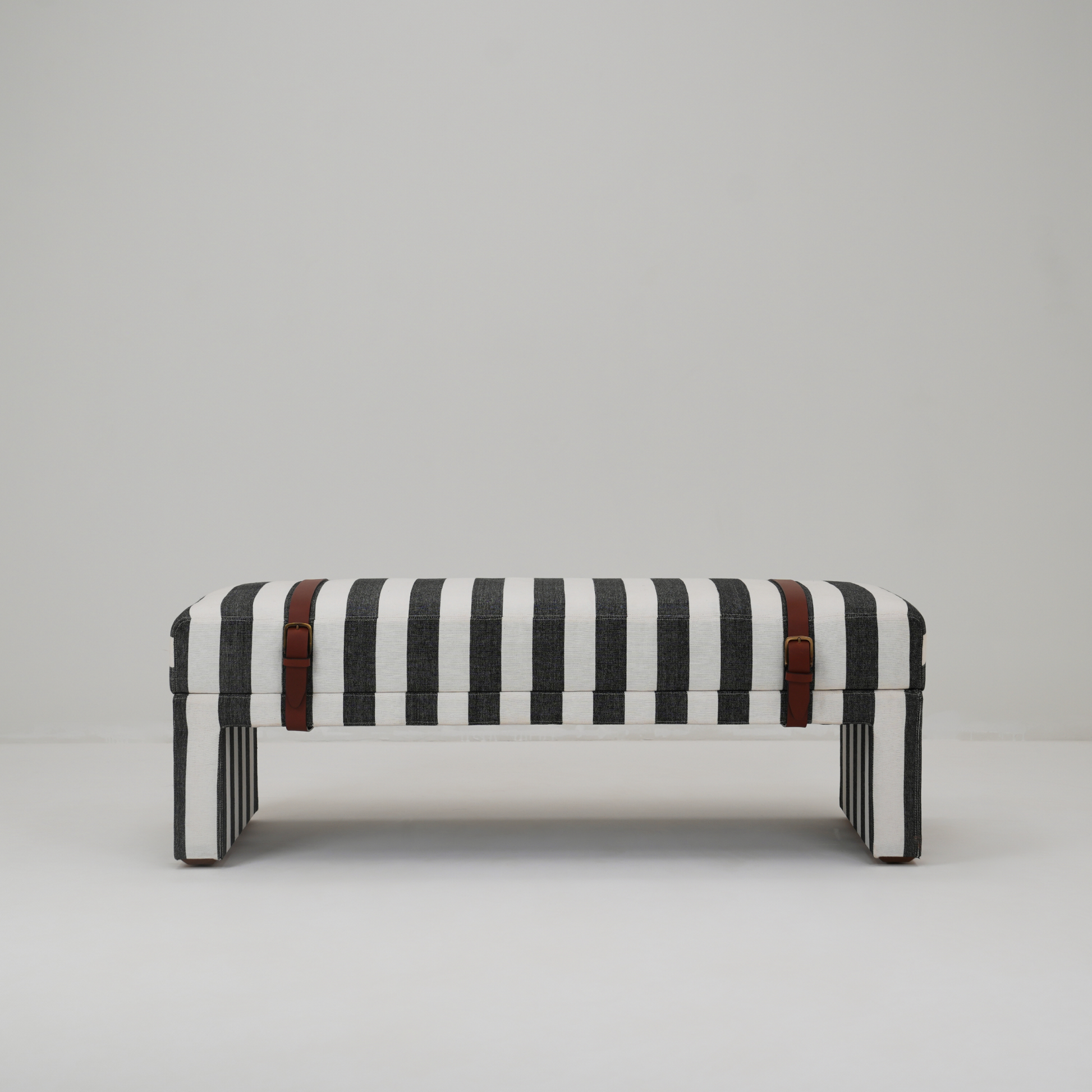 WRAP-TYE OTTOMAN