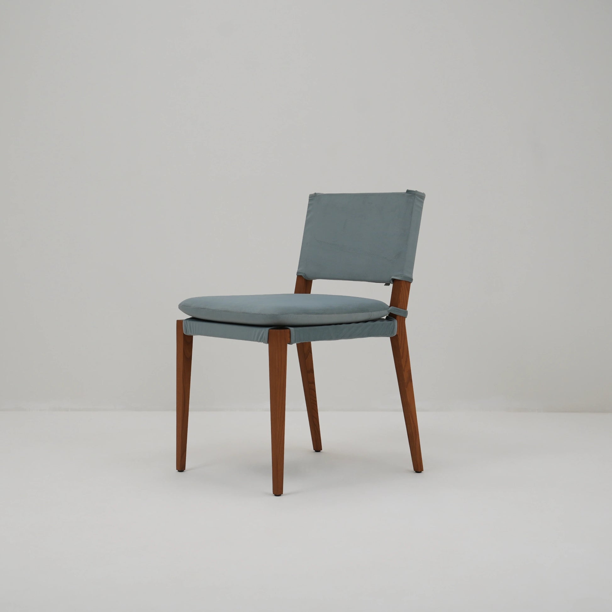 YANA CHAIR