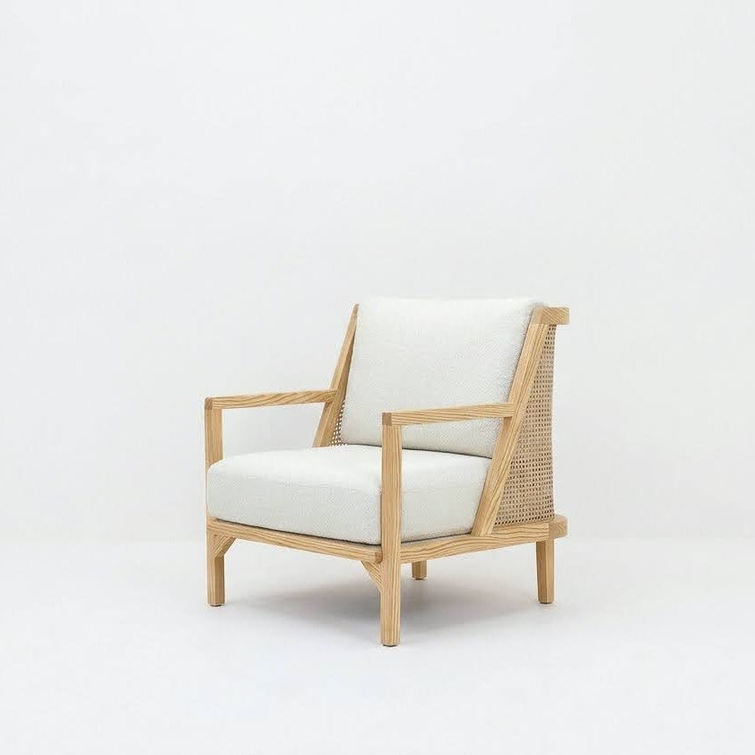 LIMA LOUNGE CHAIR