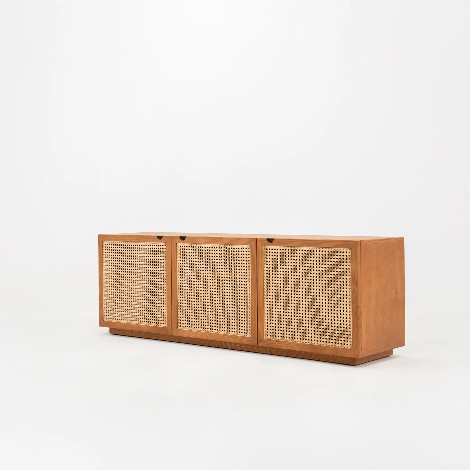 CECIL CONSOLE