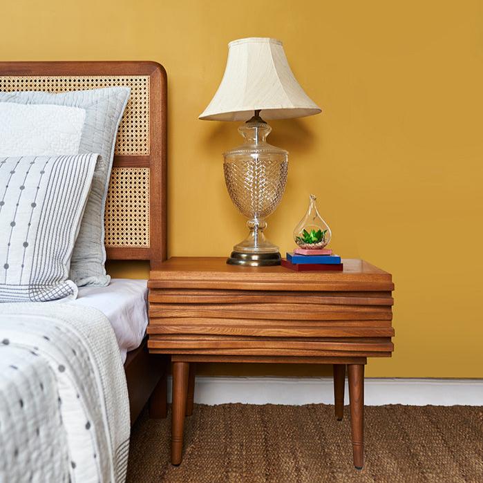 WAYVE BEDSIDE TABLE